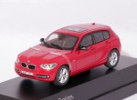 BMW 1 Series (Karmesin Red)